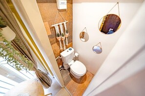 Shower, hair dryer, towels - Warm and well-appointed studio – Foch / Masséna district (Lyon)