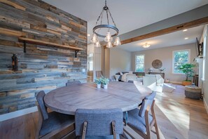 Dining - Luxe Westside 5BR/3.5BA w/Pool, Hot Tub, FirePit, Movie Room & more. (Templeton)