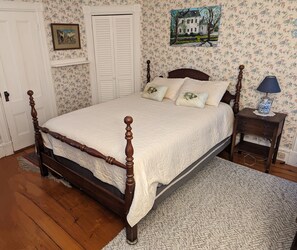 4 soverom, skrivebord, strykejern/-brett og wi-fi