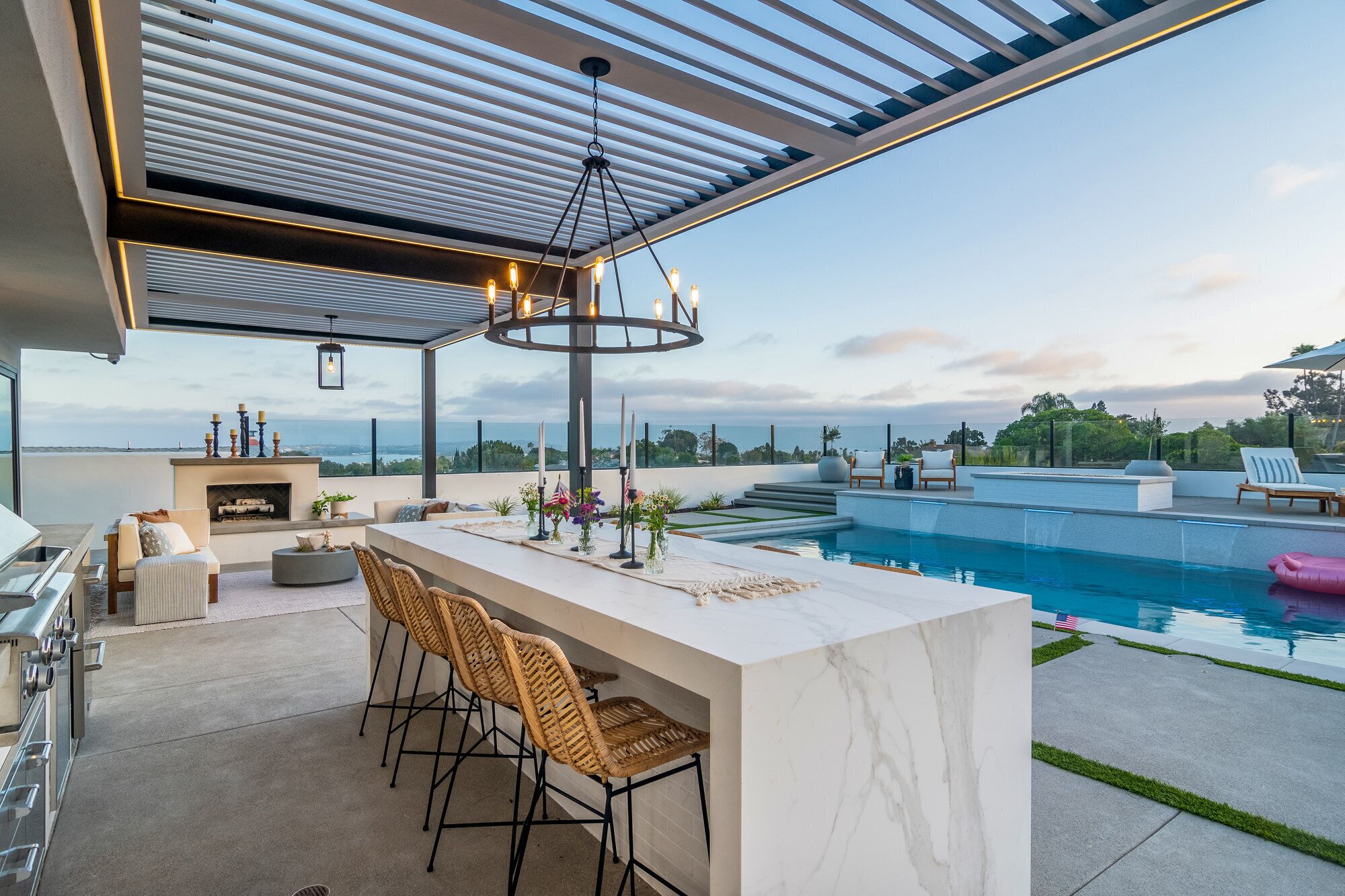 室外泳池、暖水池