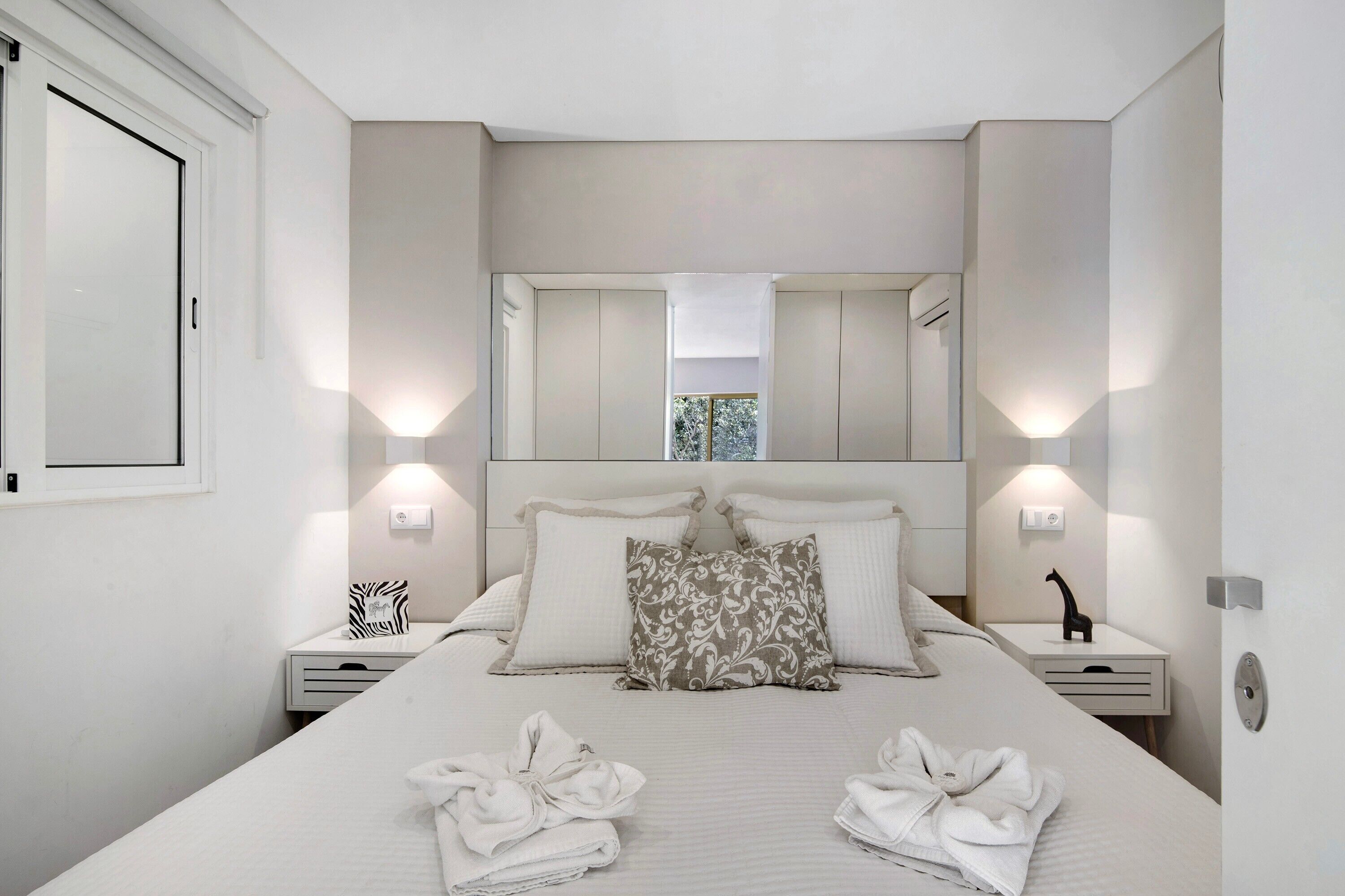 1 chambre, fer et planche à repasser, Wi-Fi gratuit, draps fournis