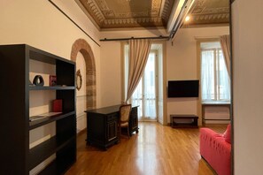 Interior - Aure - Verona Journeys (Verona)