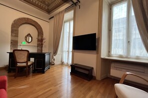 Interior - Aure - Verona Journeys (Verona)