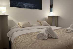 Iron/ironing board, WiFi, bed sheets - Aure - Verona Journeys (Verona)