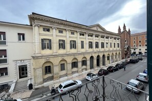 Property grounds - Aure - Verona Journeys (Verona)