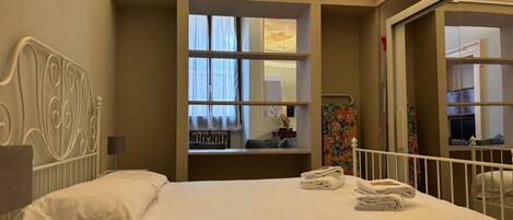 1 chambre, fer et planche à repasser, Wi-Fi, draps fournis