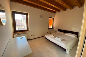 3 habitaciones, wifi y ropa de cama 