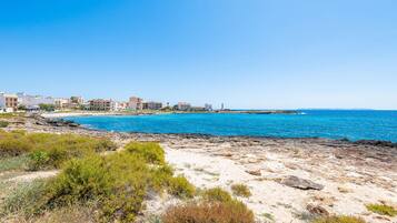 Playa en los alrededores