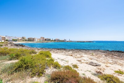 Apartment 'Can Vidal Mallorca' with Private Balcony, Near the Beach (Tourist Tax Included)