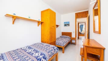 2 habitaciones, tabla de planchar con plancha y wifi gratis