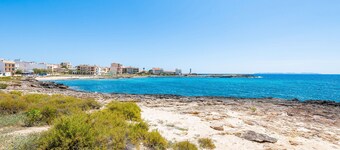 Apartment 'Can Vidal Cabrera' with Private Terrace and close to the beach