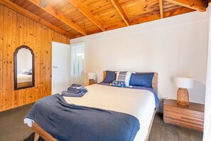 3 Schlafzimmer, Schreibtisch, Bügeleisen/Bügelbrett, kostenloses WLAN