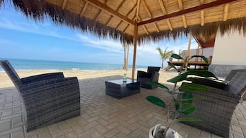 Beach/ocean view
