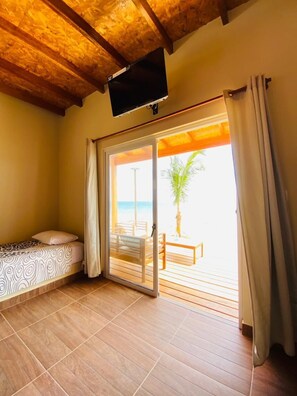 1 bedroom, in-room safe, desk, laptop workspace - Bungalows Gran Azul (Canoas de Punta Sal)