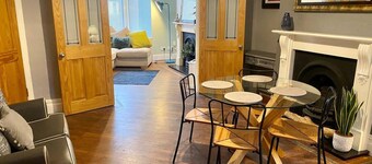 Beautiful 3-bed House in Preston