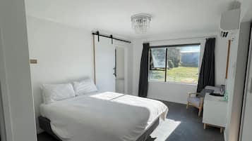 1 habitación y ropa de cama