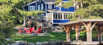 Birchwood in Bala - Stroll to Town from Your Lake Muskoka Retreat!