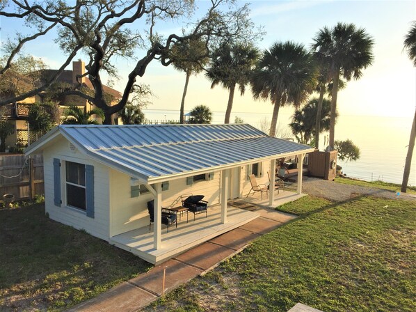 Exterior - Private 1 Acre Waterfront Oasis with Dock and Direct view of Rocket Launches !! (Titusville)