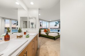 Bathroom - Skyline Oasis: Luxe 3-Floor Waterfront Penthouse (Marina del Rey)