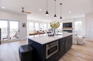 Interior - Green Street Coastal Retreat (Milford)