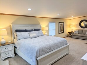 4 室のベッドルーム、アイロン / アイロン台、WiFi (無料)、ベッドシーツ