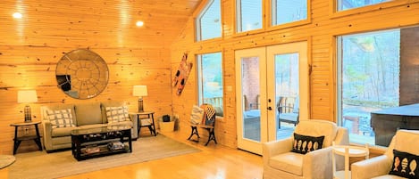 Smart TV, fireplace, DVD player