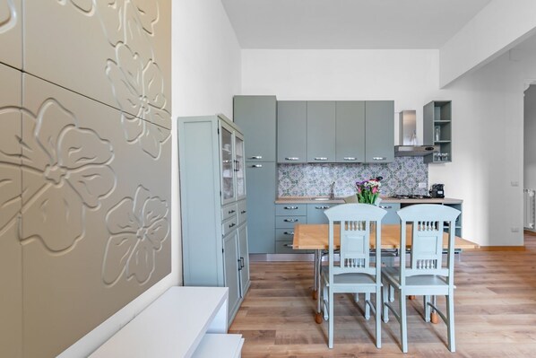 Oven, stovetop, toaster