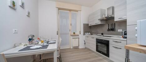 Microwave, oven, stovetop