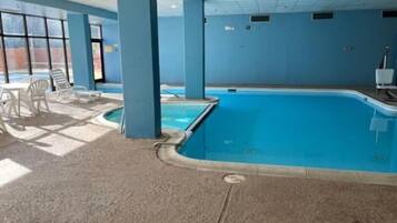 Piscine couverte, piscine chauffée