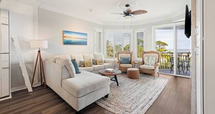 SeaCrest ~N Forest Beach Coligny OCEANVIEW~HUGE 1 bedroom! Top floor! POOL! Gym