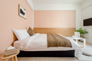 Standard Double Room | Free WiFi, bed sheets - Apple Scent Easy Stay (Magong)