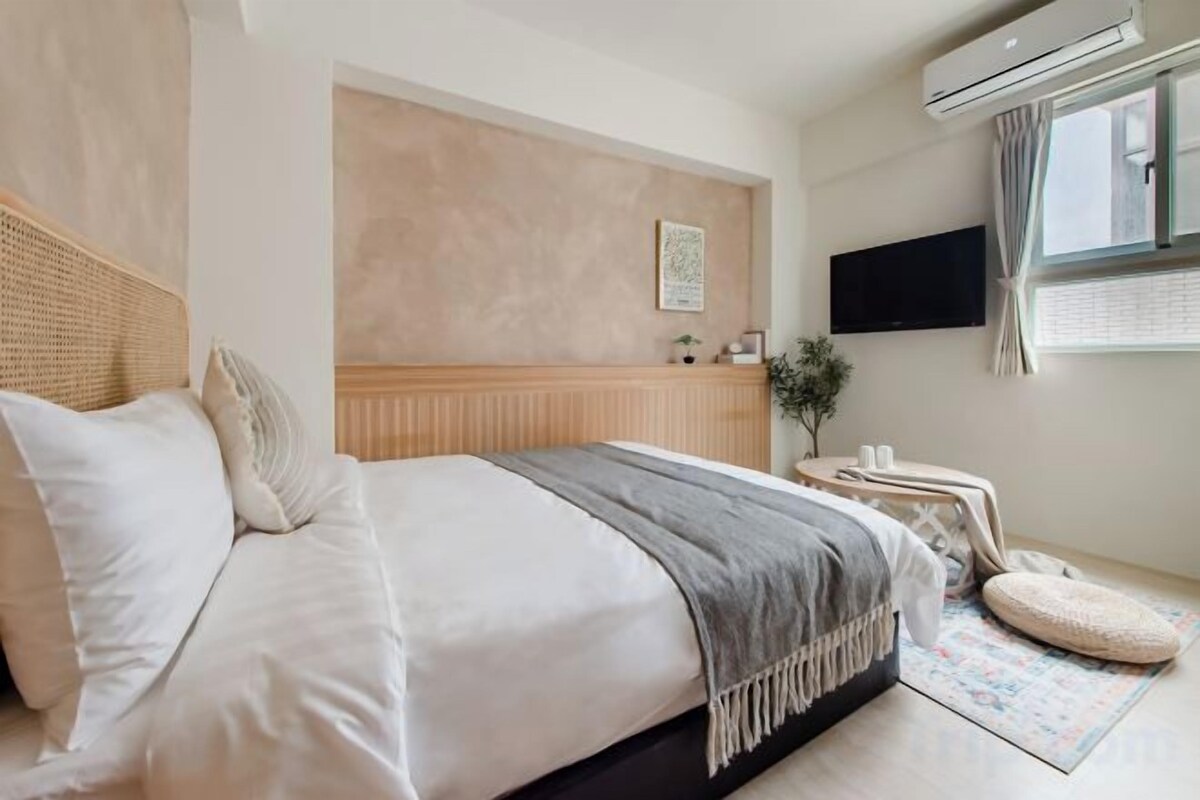 Wifi gratis y ropa de cama 