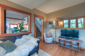 Smart TV, DVD player, books