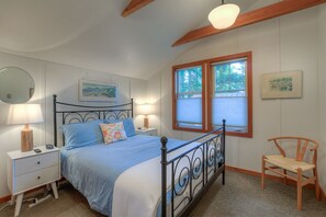 1 bedroom, iron/ironing board, travel crib, free WiFi