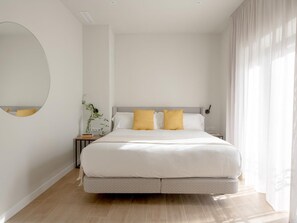 2 bedrooms, iron/ironing board, internet, bed sheets - HommyHome Duque de Veragua 001 (Sevilla)