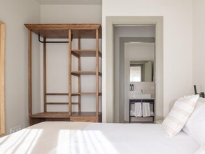 2 makuuhuonetta, silitysrauta/-lauta, internet, vuodevaatteet