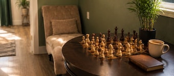 Charming Guest House in East Sac