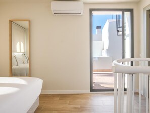 2 bedrooms, iron/ironing board, Internet, bed sheets - HommyHome Duque de Veragua 202 (Sevilla)