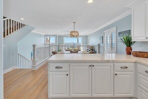 Interior - A Beachfront Fairytale in Carlsbad (Carlsbad)