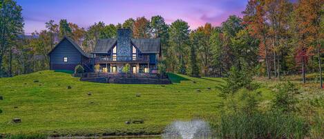 المنشأة من الخارج