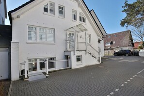 Uklassifisert bilde, 5 av 32, knapp