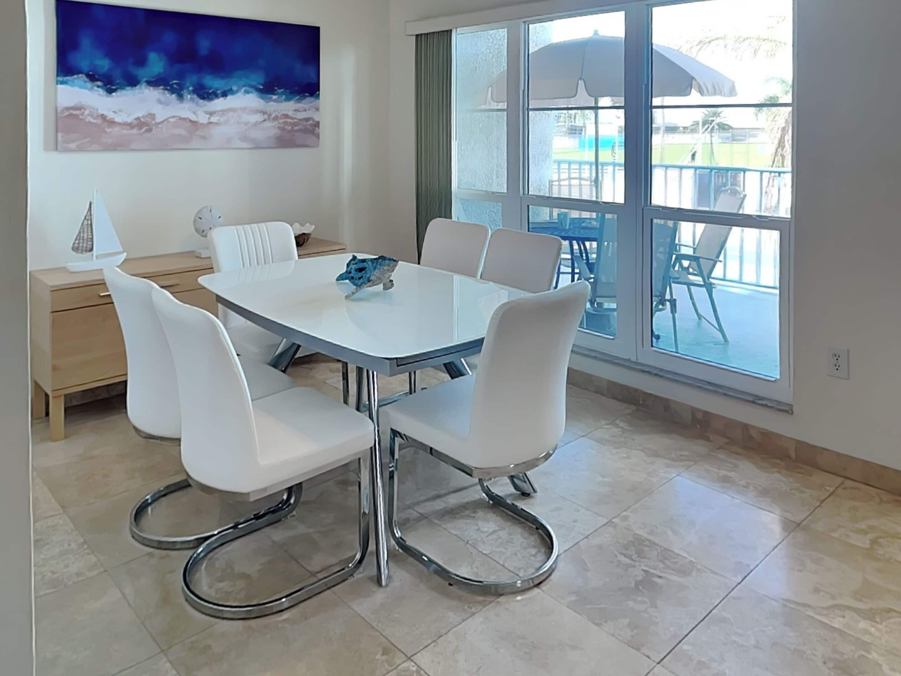 Condo (2 Bedrooms) | Servicio de la propiedad