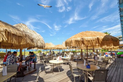 Madeira Beach Yacht Club 247F by Distinctive Beach Rentals
