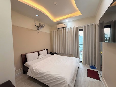 Standard Room | Free WiFi. Sao Phuong Thao Hotel - by Bay Luxury