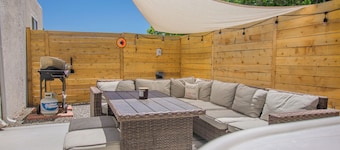 Cowboy Den+Hot Tub+Game Room+Pet Friendly+No Pet Fee!
