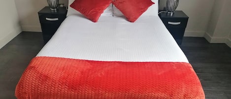 1 bedroom, WiFi, bed sheets