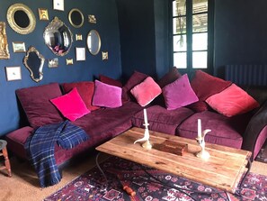 TV, fireplace, stereo