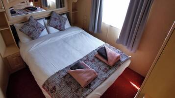 3 bedrooms, iron/ironing board, WiFi
