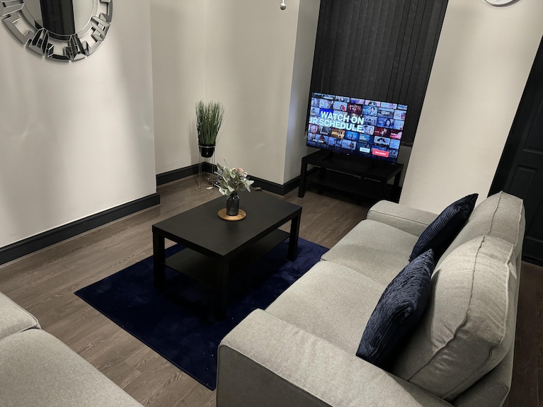 Stunning 4-bed House 5xdouble Beds, Ideal For Familys, Groups& Contractors - 里茲