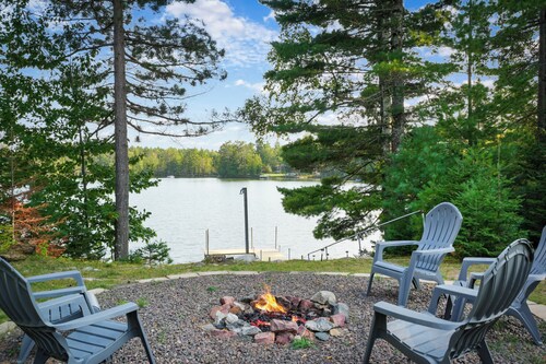 Birchwood Point on Wilson Lake, Lakeside Bliss: Charming Cottage with Screen Porch on Wilson Lake in...